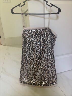 House of Harlow 1960 Black and Blush Sequin Mini Skirt